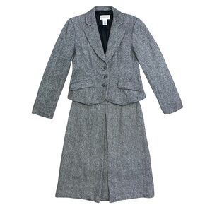 Bloomingdale's Gray Tweed Blazer & Skirt Ensemble